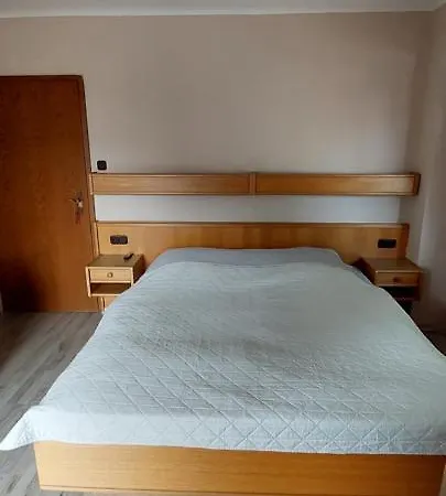 Mini-hôtel Black Bear Bikers Pub-hotel Kempfeld