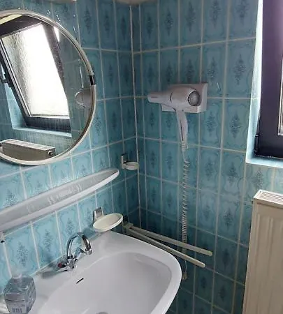 Black Bear Bikers Pub-hotel Mini-hôtel Kempfeld